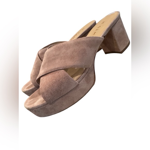 M Gemi The Fico Suede Platform Sandal - Picture 4 of 9